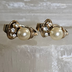 Vintage Signed Crown Trifari Pearl and Crystal Earrings Clip on